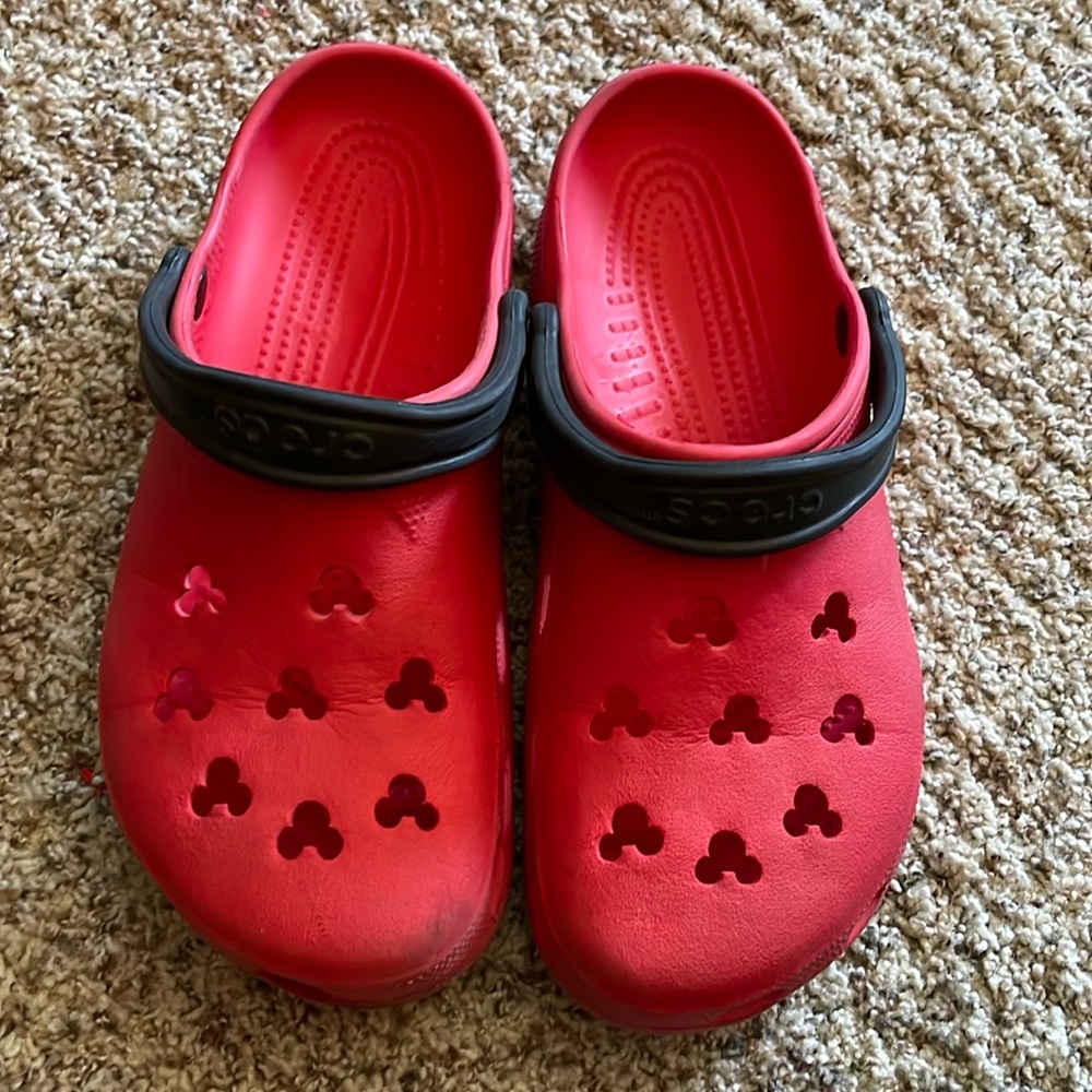 Mickey Mouse Crocs, Red and Black, XXL (Men's 10-11/Women's 12/14